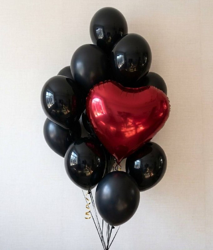 Фонтан шаров «Контрастное сердце»